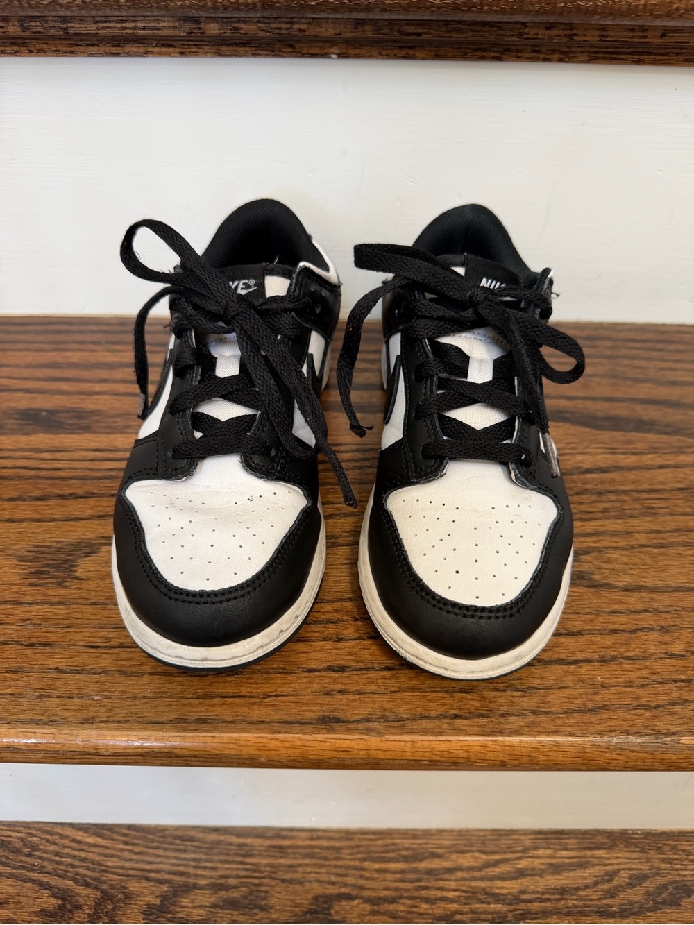 Nike Kids Black and White Low-Top Sneakers with Laces